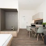 Lägenhetshotell Tt-rooms - Kontaktlos Mit Self Check-in I Free Parking 4*