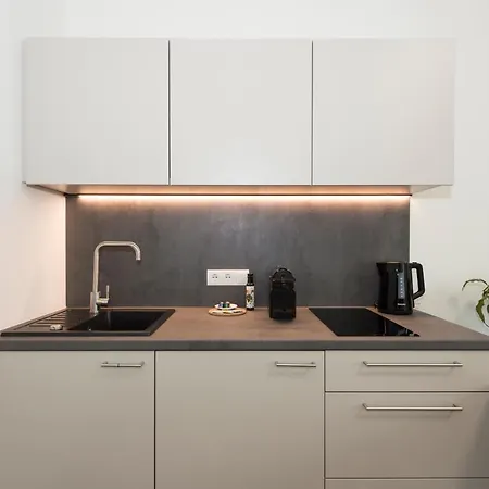 Tt-rooms - Kontaktlos Mit Self Check-in I Free Parking 公寓式酒店 4*