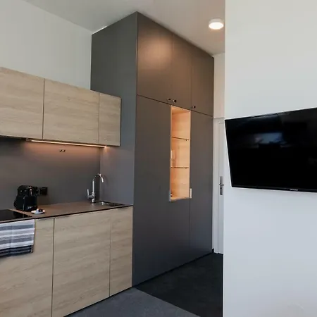 Hotel apartamentowy Tt-rooms - Kontaktlos Mit Self Check-in I Free Parking 4*