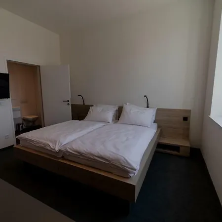 Tt-rooms - Kontaktlos Mit Self Check-in I Free Parking 4*