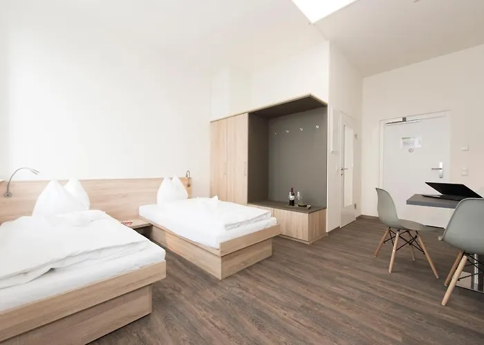 Tt-rooms - Kontaktlos Mit Self Check-in I Free Parking Lägenhetshotell 4*