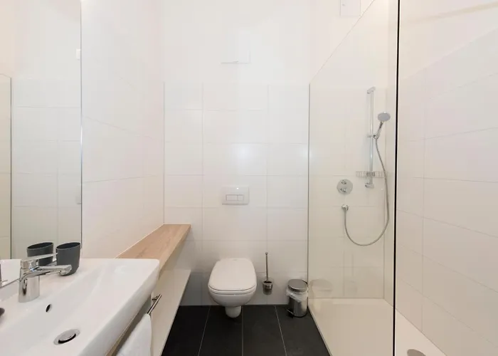 Tt-rooms - Kontaktlos Mit Self Check-in I Free Parking 4* Graz