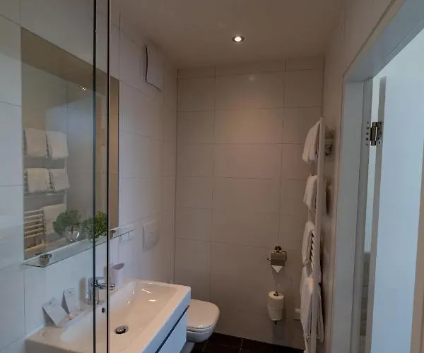 Tt-rooms - Kontaktlos Mit Self Check-in I Free Parking Graz